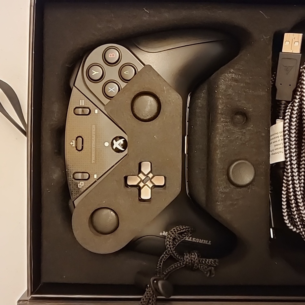 Thrustmaster Eswap S Pro Wired Controller for Xbox Series